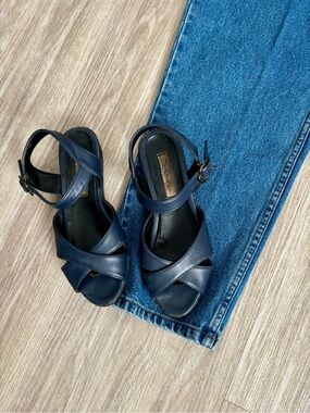 Vintage 90s Blue Leather Ankle Strap Sandals Platform Comfort Shoes Size 6